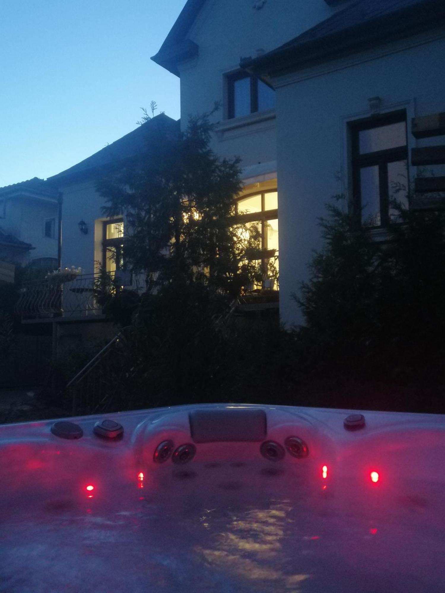 Appartement Kuria With Private Jacuzzi And Pool *