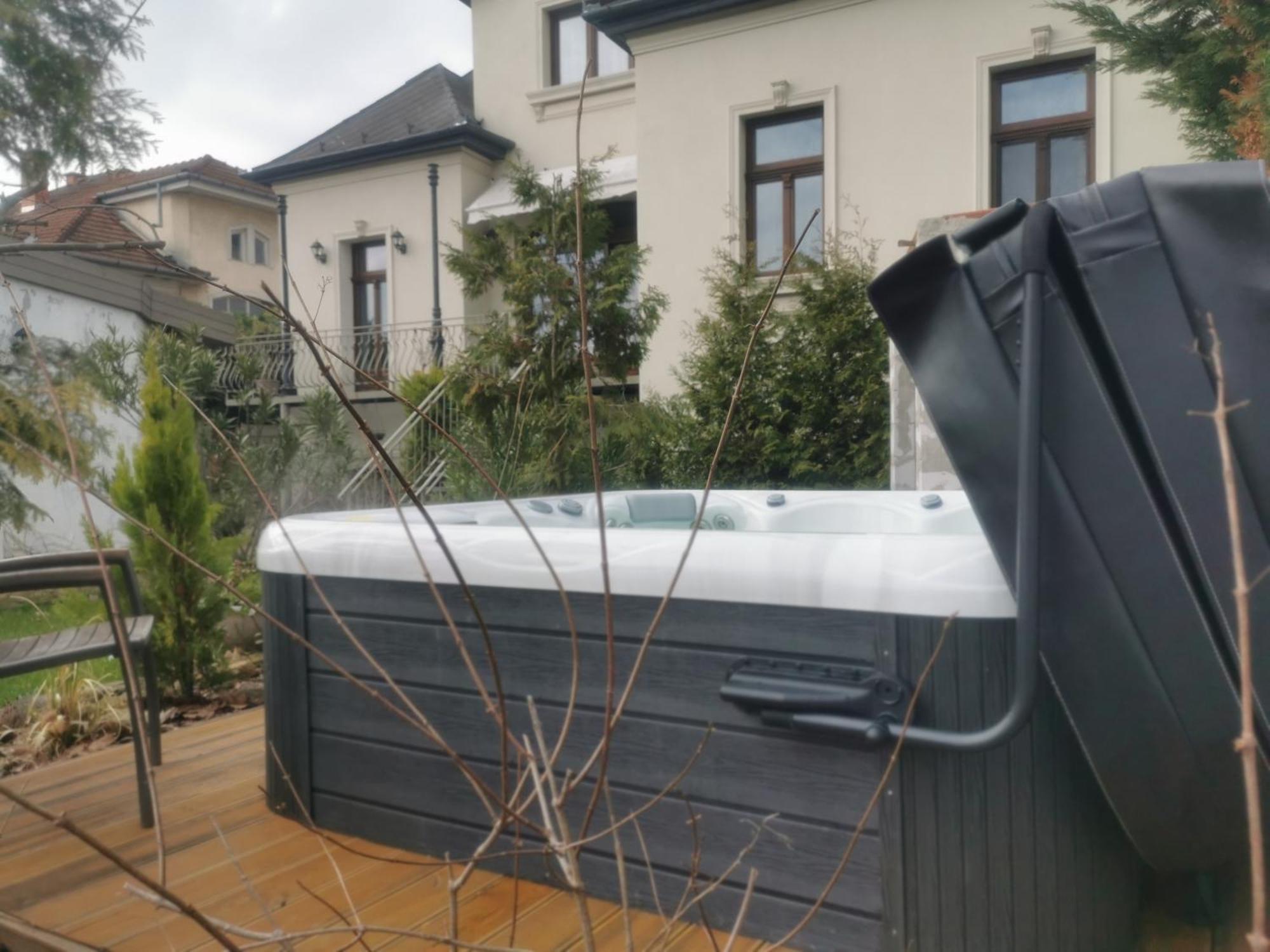 Kuria With Private Jacuzzi And Pool Appartement *